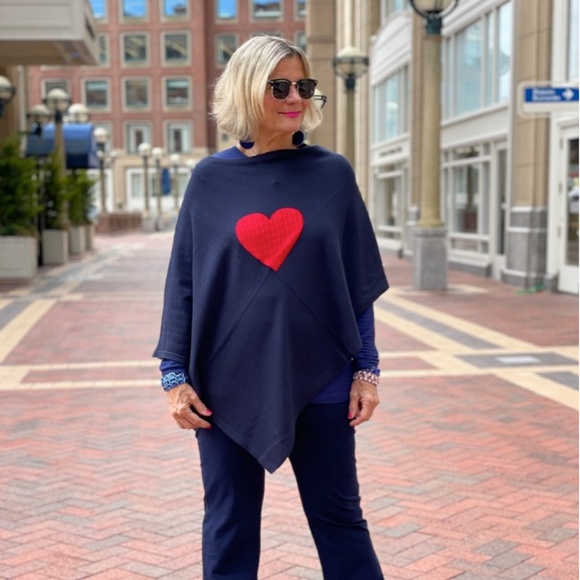 NEW Top It Off Navy Heart Poncho, Sweater - Super Cute! - Picture 1 of 6
